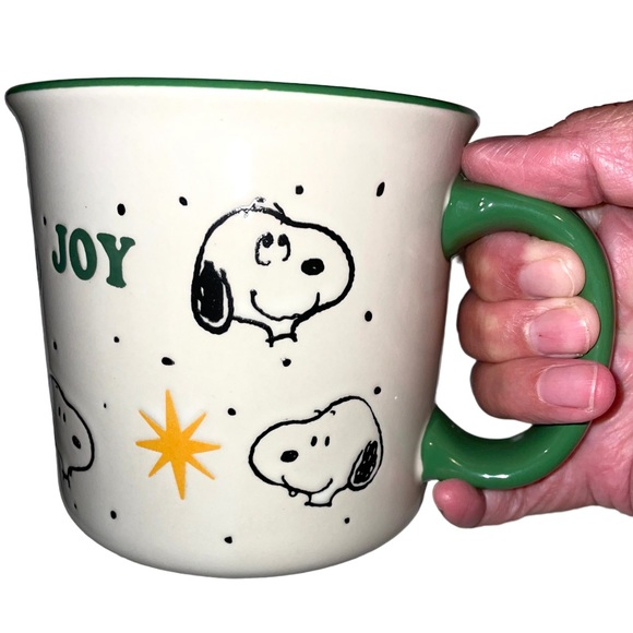 Snoopy PEANUTS SNOOPY JOY Holiday 20oz Coffee Tea Cocoa Mug Ceramic Cup - Picture 3 of 16